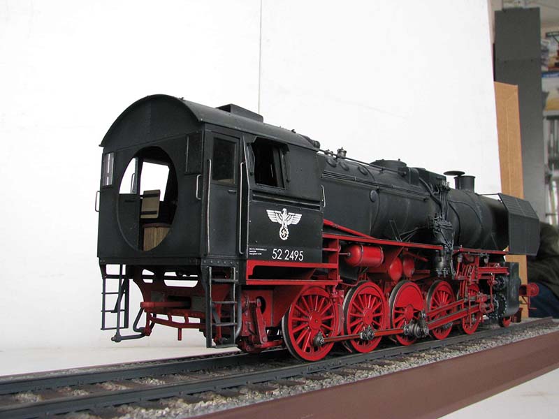 Паровоз BR52
