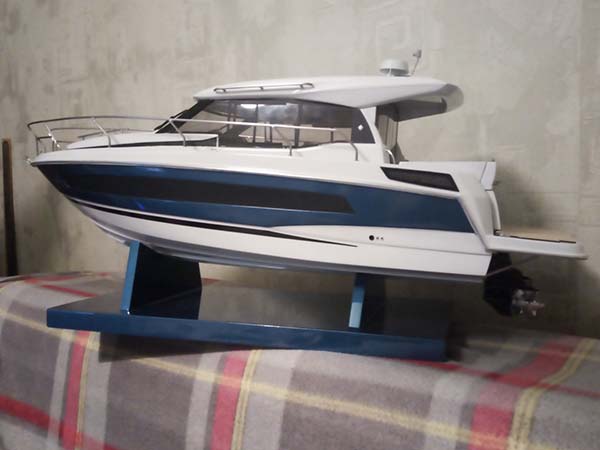 Яхта Jeanneau NC37