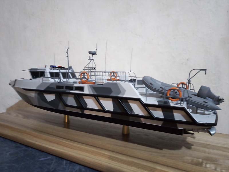 Катер KZ-18