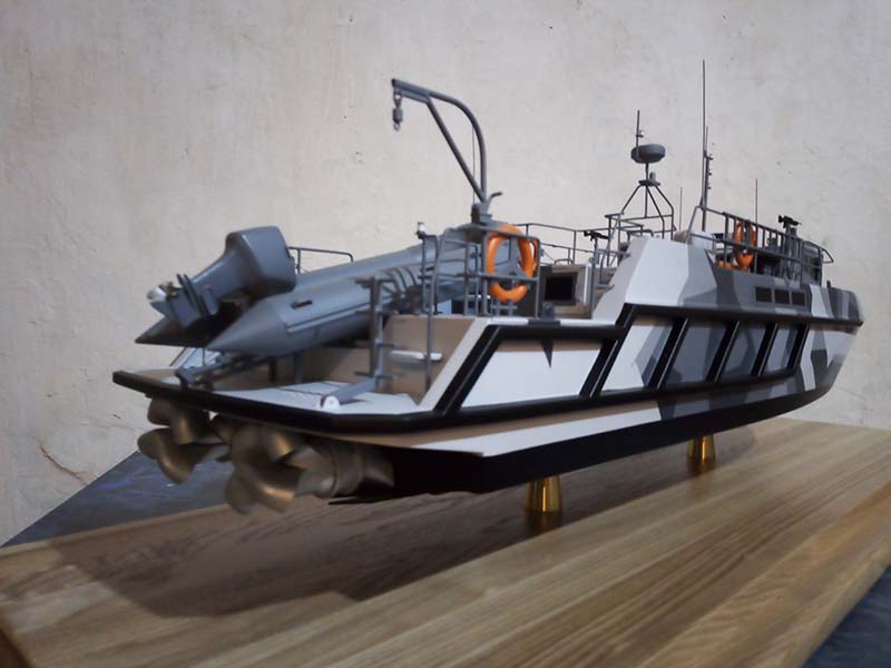 Катер KZ-18