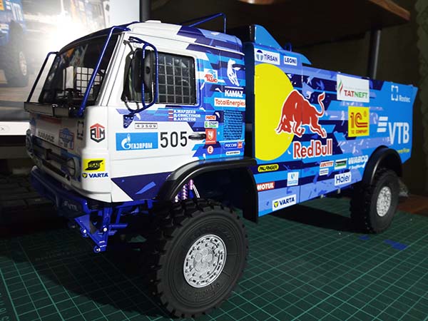Макет Камаз-43509